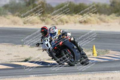 media/Nov-16-2025-Race Pace (Sun) [[8c5fa54630]]/Non Verified Riders (1st 20 Minutes)/2-Turn 10 (1010am)/